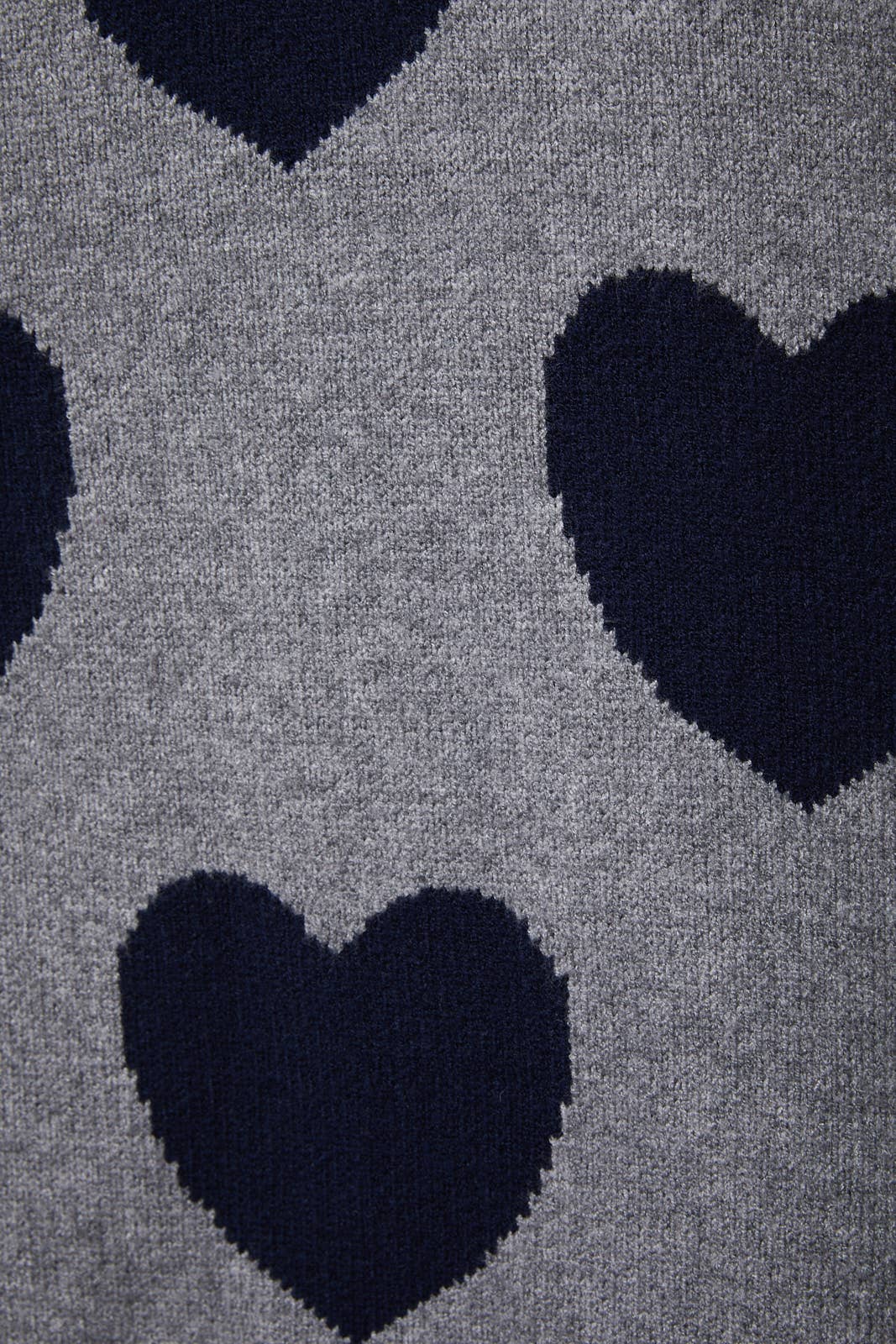 HEART SHAPE DETAIL CARDIGAN