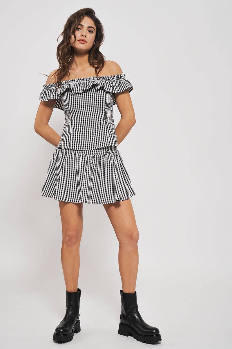 Midnight Picnic Gingham Ruffle Crop Top – Black