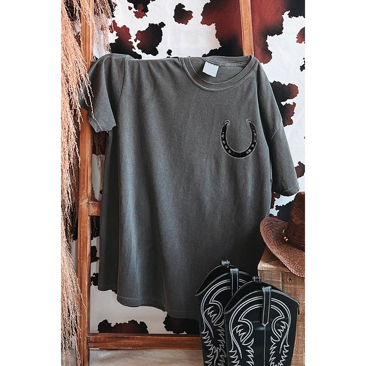 Cowgirl Era Graphic Oversized Tee – Pepper