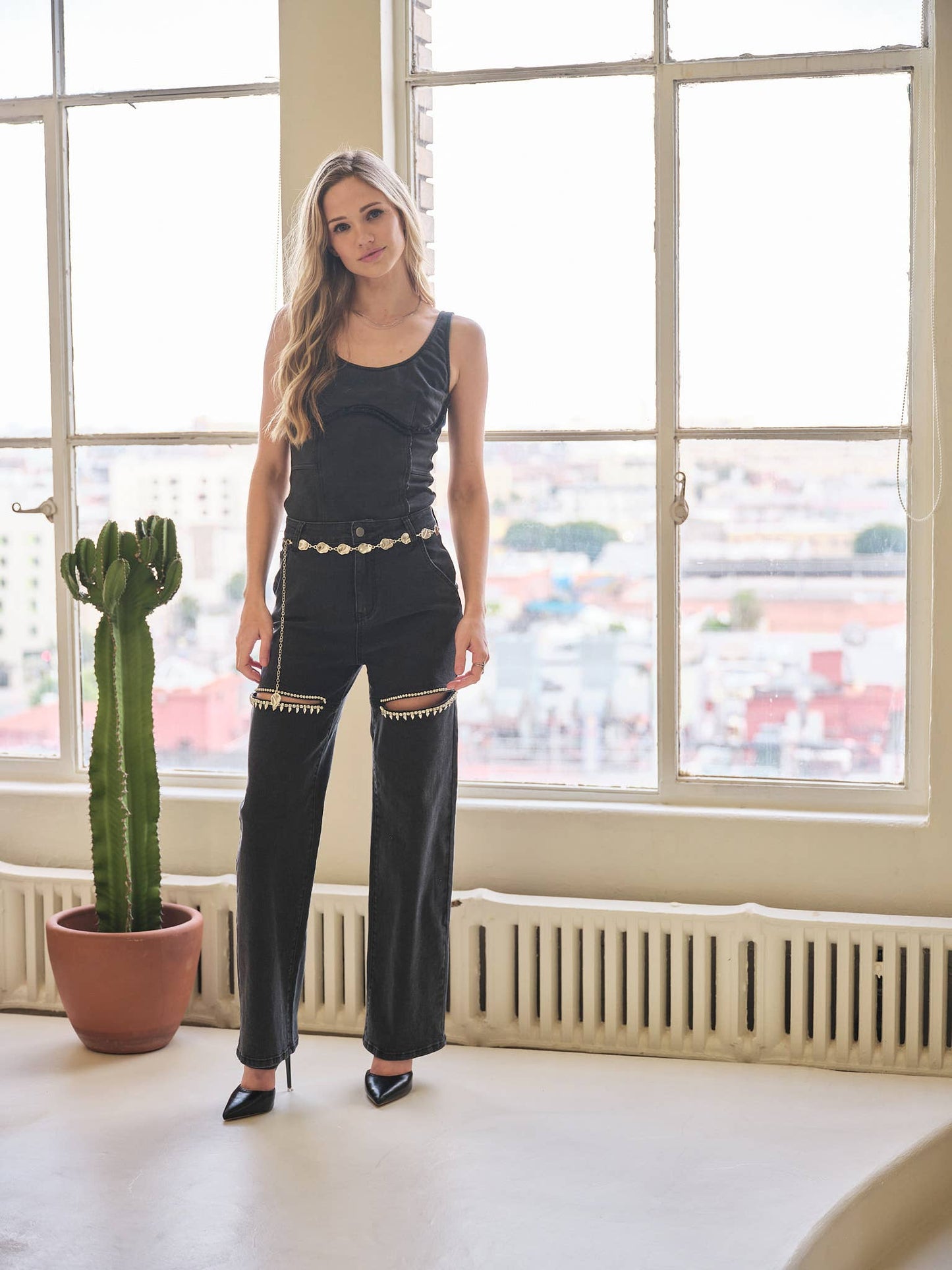 Cut Out Front Rhinestone Jeans