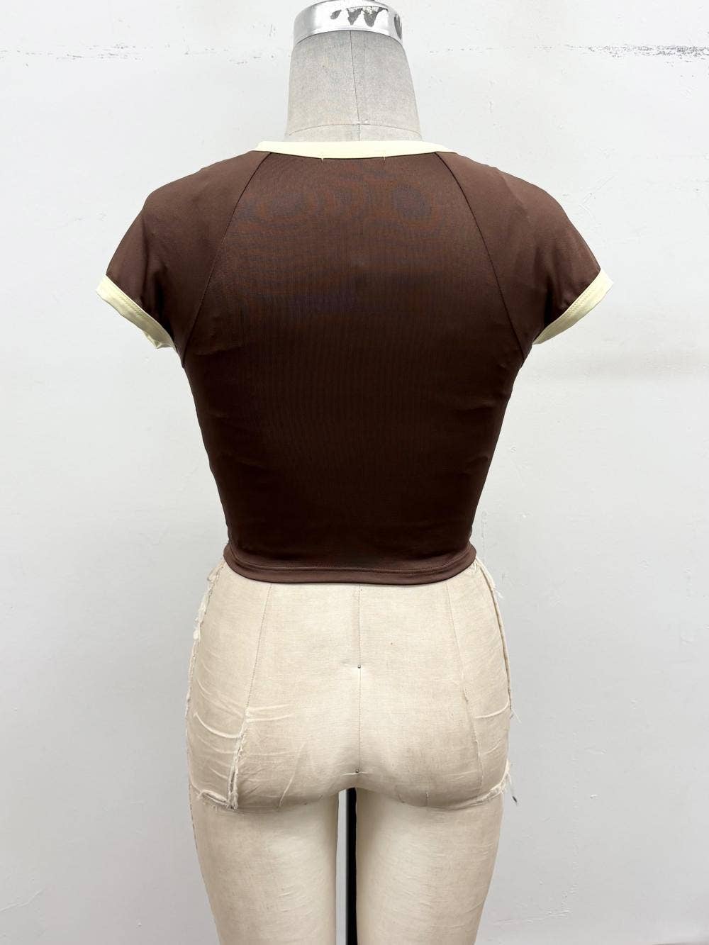 Prairie Pop Contrast Crop Tee