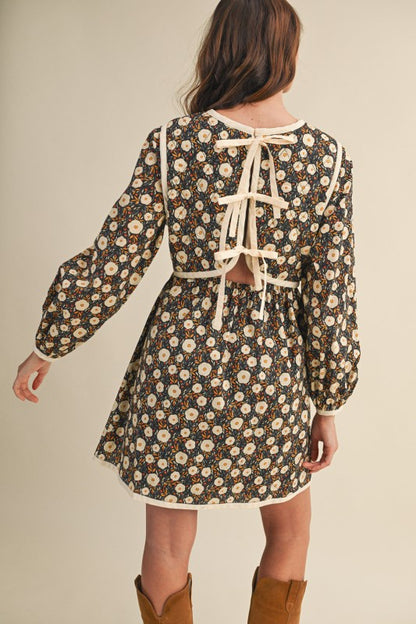 Quilted Floral Contrast Binding Mini Dress