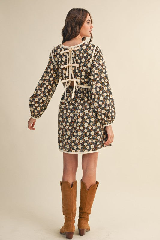 Quilted Floral Contrast Binding Mini Dress