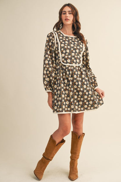 Quilted Floral Contrast Binding Mini Dress