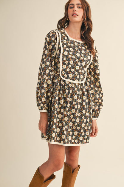 Quilted Floral Contrast Binding Mini Dress