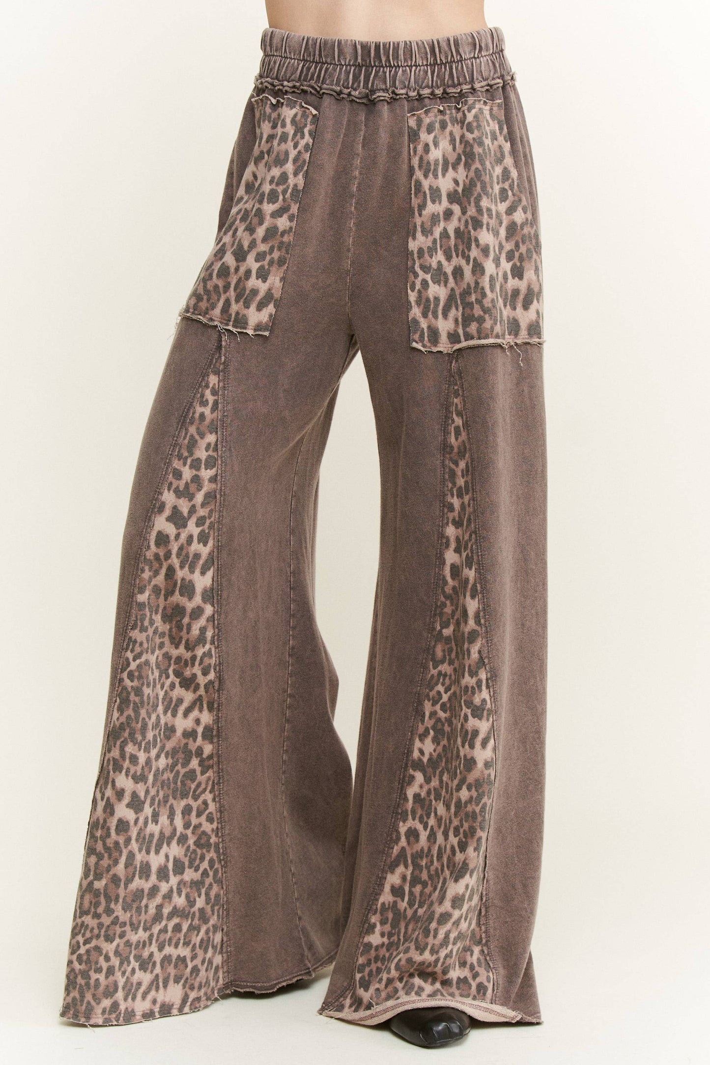 Sierra Leopard Mineral Washed Flare Pant