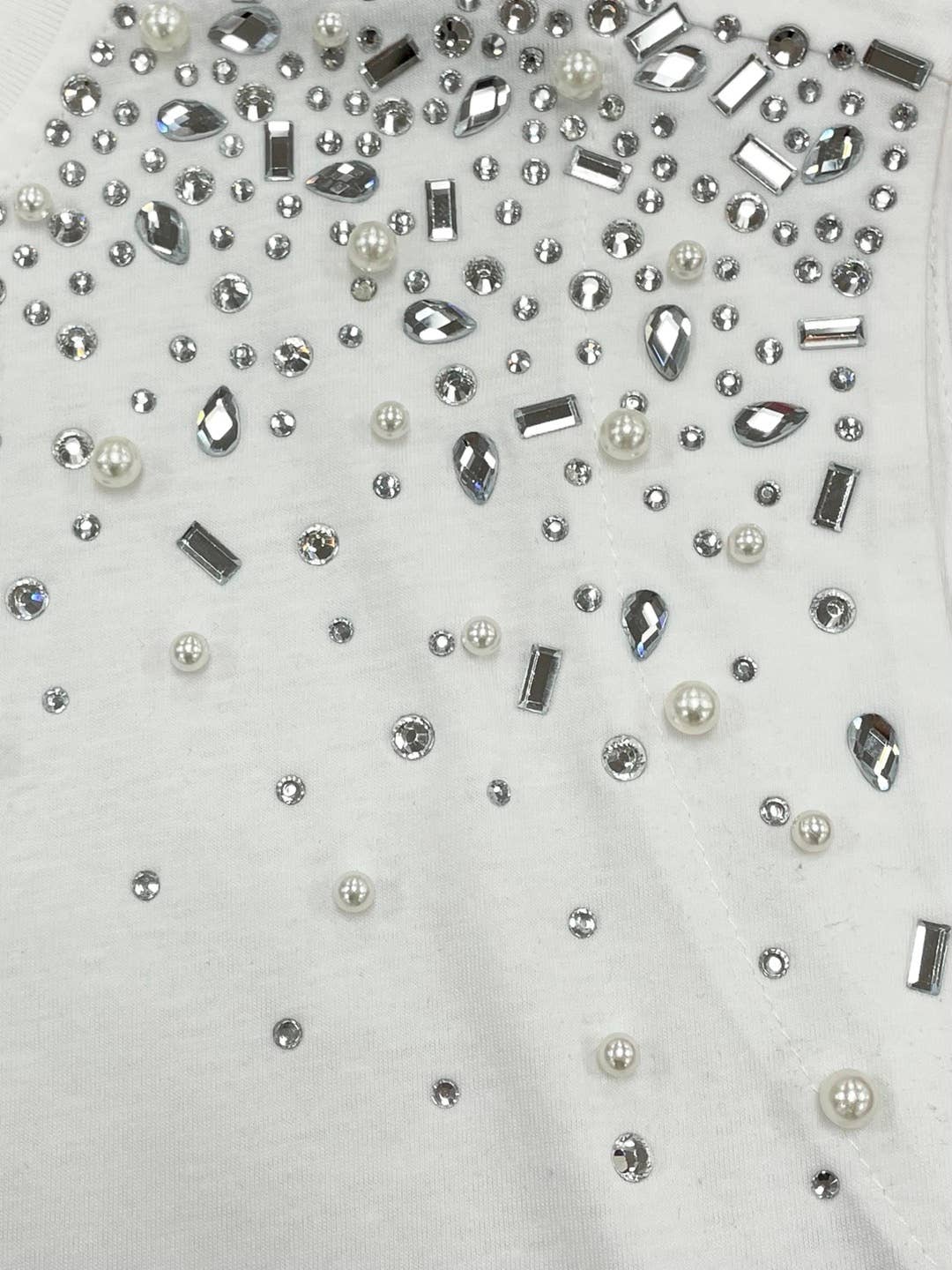 Rhinestone With Pearl Sleeveless Top