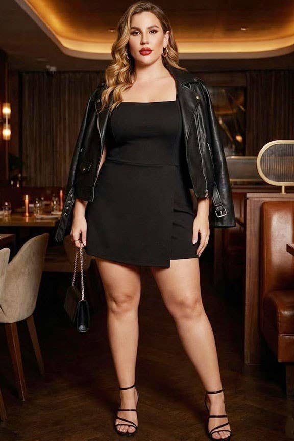Curvy Cowgirl Black Square Neck Rompe