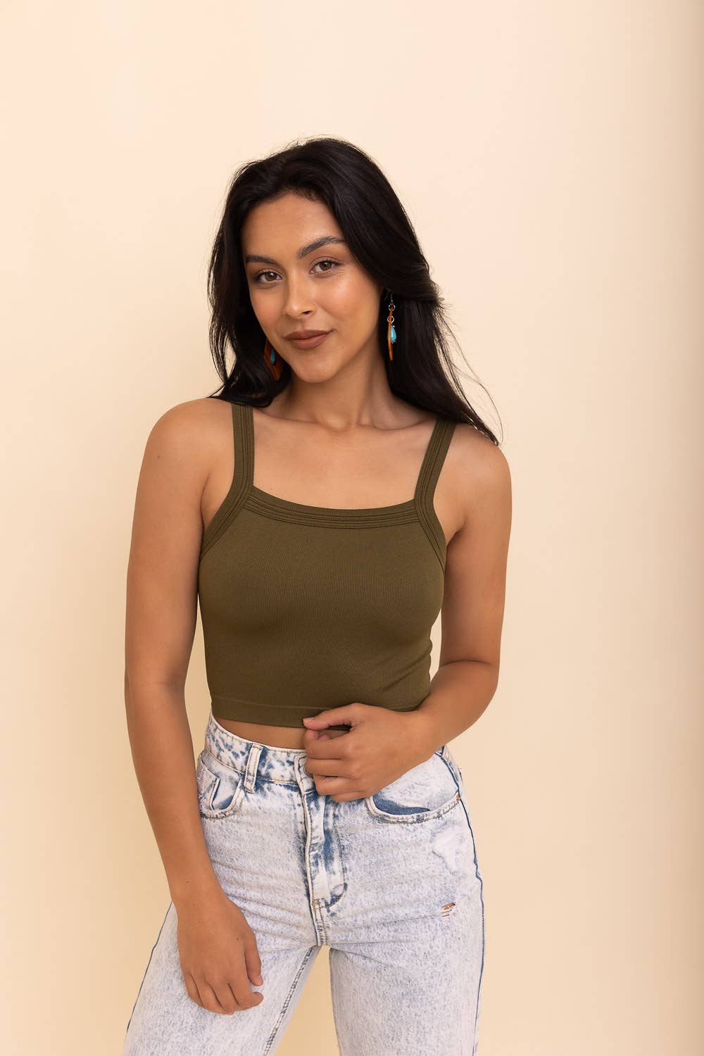 Versatile No-Seam Tank Top