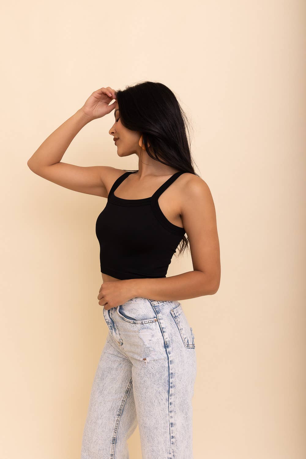 Versatile No-Seam Tank Top